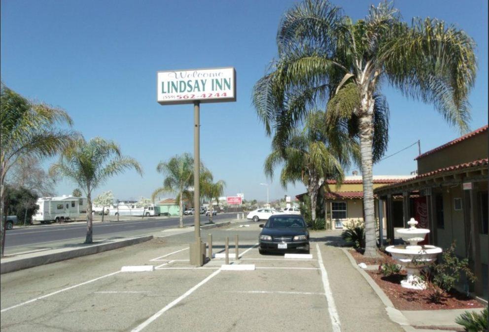 Lindsay Inn Exteriör bild